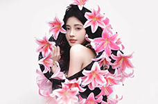 鞠婧祎妆容精致黑发红唇太撩人